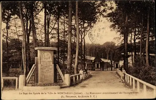 Ak Montargis Loiret, Monument au Parc des Sports de la Ville de Montargis