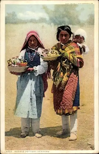 Ak Pueblo Pottery Vendors, Indians