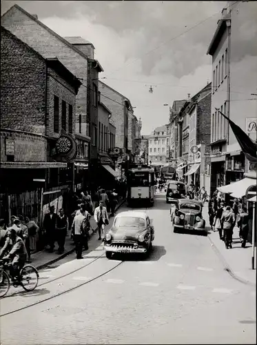 Foto Aachen in Westfalen, Adalbertstraße um 1960, Tram Eilendorf, R. Waldeyer, Opel, Mercedes, Bulli