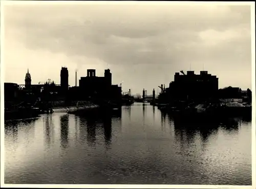 Foto Oberhausen im Ruhrgebiet, Hafenpartie, Koch