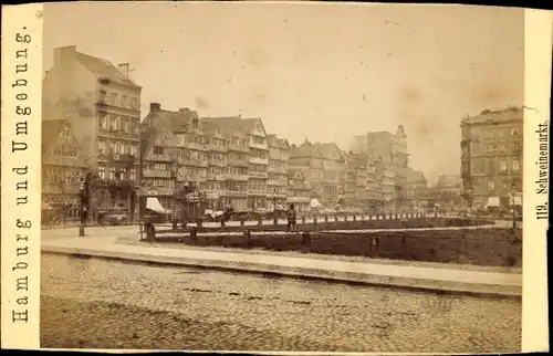 CdV Hamburg um 1880/1890, Schweinemarkt, im Hintergrund die Steinstraße