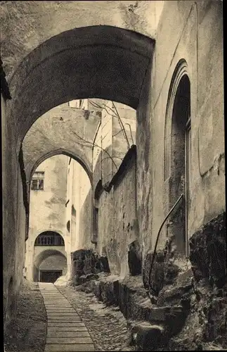 Ak Weesenstein im Müglitztal, Felsengang im Schloss, Torbogen