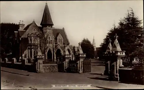 Ak Ashford South-East England, Cemetery Gates