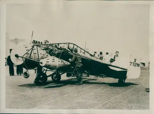 Foto Flugzeug mit Drehzylindern des Ingenieurs I. C. Popper, X 772N