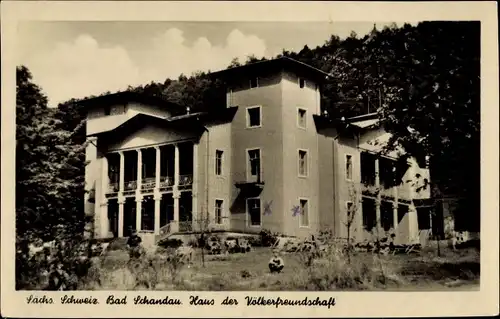 Ak Bad Schandau Sächsische Schweiz, Haus der Völkerfreundschaft, Totalansicht
