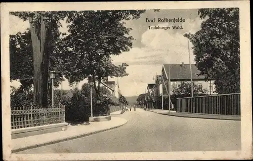 Ak Bad Rothenfelde am Teutoburger Wald, Straßenpartie im Ort