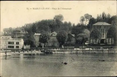 Ak Marly le Roi Yvelines, Place de l´Abreuvoir