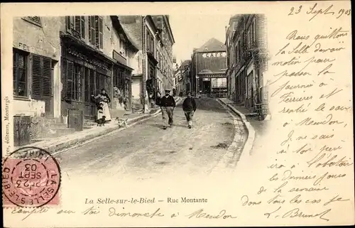 Ak La Selle sur le Bied Loiret, Rue Montante