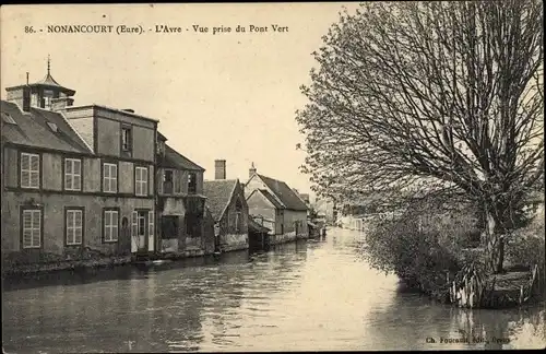 Ak Nonancourt Eure, Bords de l´Avre pris du Pont Vert