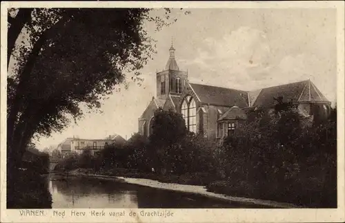 Ak Vianen Utrecht Niederlande, Ned. Herv. Kerk vanaf de Grachtzijde
