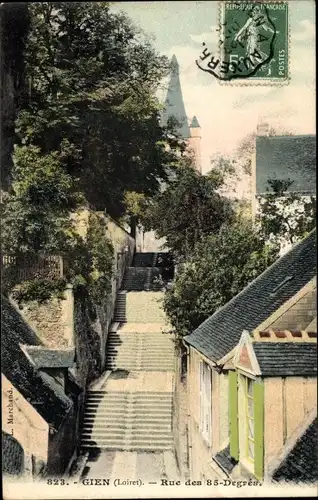 Ak Gien LoiretRue Gambetta, Rue des 85-Degrés