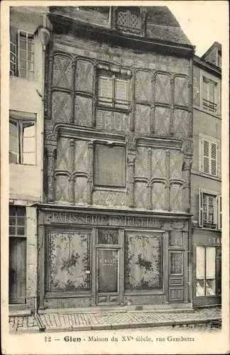 Ak Gien LoiretRue Gambetta, Maison du XVe