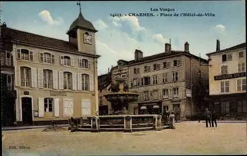 Ak Charmes Vosges, Place de l´Hôtel de Ville, Fontaine