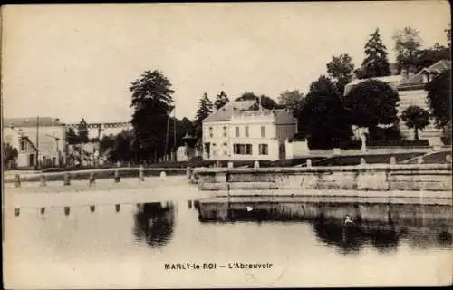 Ak Marly le Roi Yvelines, Abreuvoir
