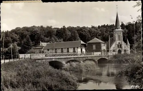 Ak Saint Quentin des Iles Eure, Le Pont et l´Église