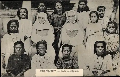 Iles Gilbert Gilbertinseln Kiribati, Ecole des Soeurs, portrait de groupe