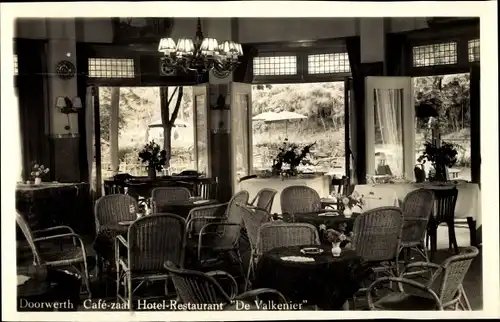 Ak Doorwerth Gelderland, Café-zaal Hotel-Restaurant De Valkenier