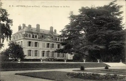 Ak Authon Loir et Cher, Château du Fresne vu du Parc