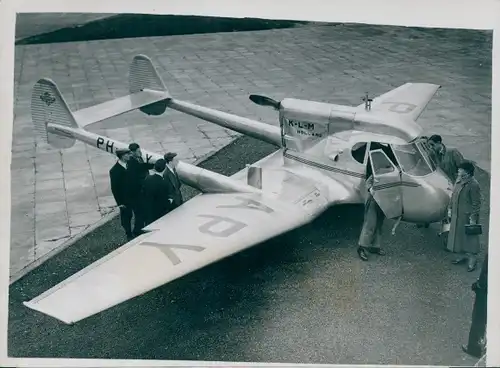 Foto London Croydon, Amerikanisches Zweisitzer Flugzeug Fliegendes Dreirad, KLM, London - Amsterdam