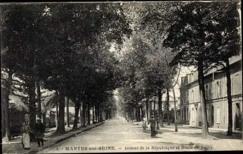 Ak Mantes sur Seine Yvelines, Avenue de la République et Route de Rosny