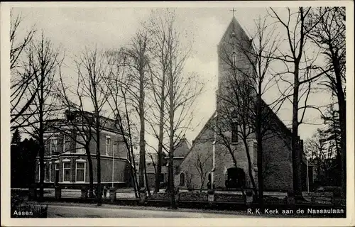 Ak Assen Drenthe Niederlande, R. K. Kerk aan de Nassaulaan