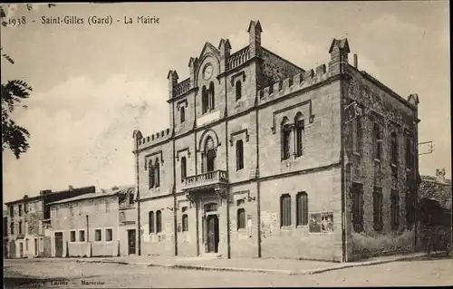 Ak Saint Gilles Gard, La Mairie