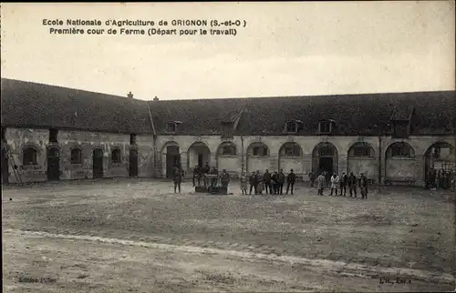 Ak Thiverval Grignon Yvelines, École Nationale d´Agriculture, Cour de Ferme