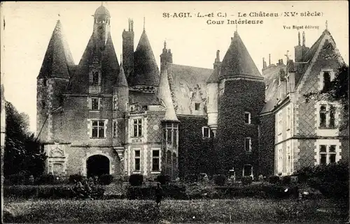 Ak Saint Agil Loir et Cher, Le Château, Cour Interieure