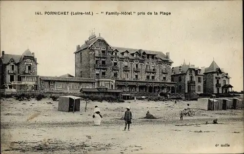 Ak Pornichet Loire Atlantique, Family Hotel pris de la Plage