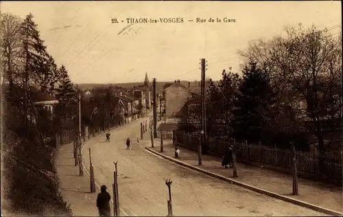 Ak Thaon Vosges, Rue de la Gare