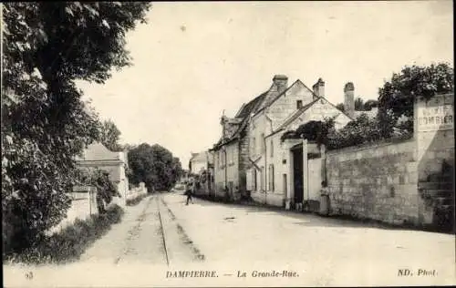 Ak Dampierre Yvelines, la Grande Rue