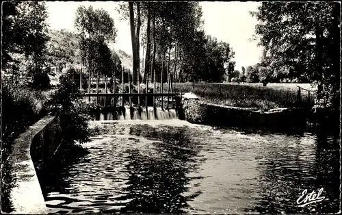 Ak Marcilly sur Eure Eure, Chute de l´Eure à la Porte à Bateaux