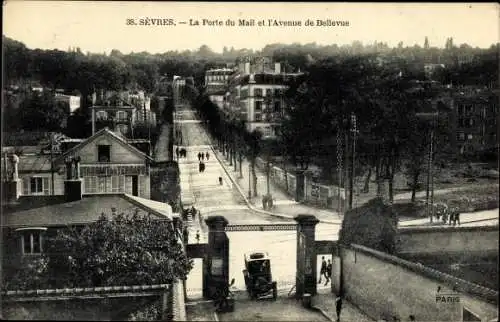 Ak Sèvres Hauts-de-Seine, La Porte du Mail et l´Avenue de Bellevue