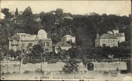 Ak Sèvres Hauts-de-Seine, Entrée de la Villa Brancas