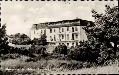 Ak Neuhaus Dierhagen an der Ostsee, Ferienheim