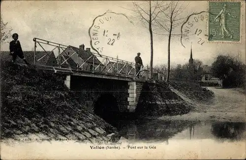 Ak Vallon Sarthe, Pont sur la Gée