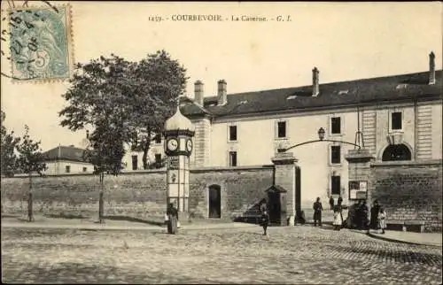 Ak Courbevoie Hauts de Seine, La Caserne