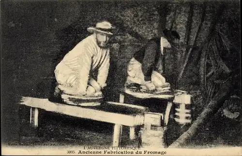 Ak Auvergne, Ancienne Fabrication du Fromage