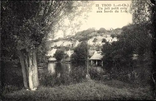 Ak Troo Loir et Cher, Un Joli petit coin aux bords du Loir