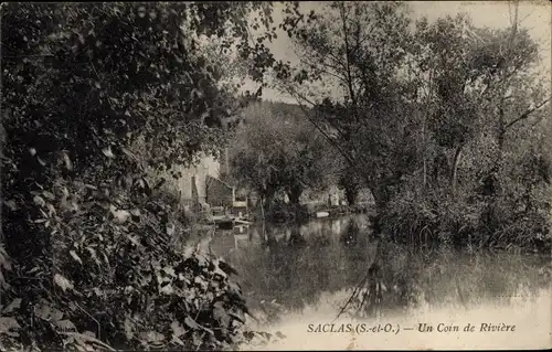 Ak Saclas Essonne, Un Coin de Rivière