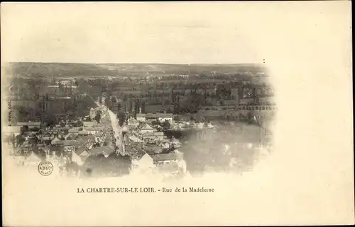 Ak La Chartre sur Loir Sarthe, Panorama, Rue de la Madeleine