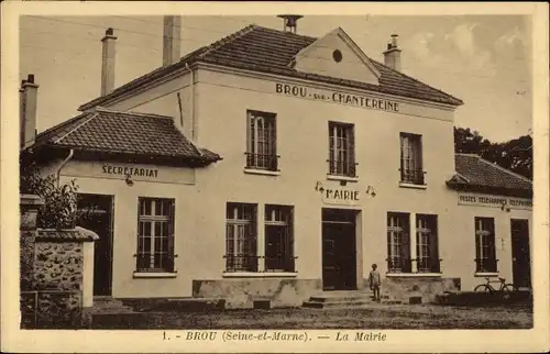 Ak Brou Seine et Marne, La Mairie