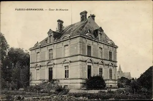 Ak Le Plessis-Grammoire Maine et Loire, Cour St Maurice