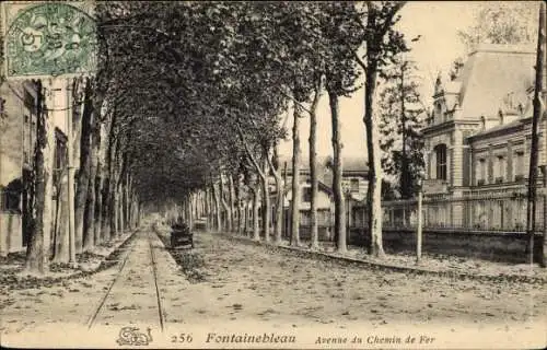 Ak Fontainebleau Seine et Marne, Avenue du Chemin de Fer