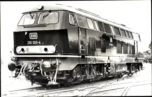 Foto Ak Fotograf Carl Bellingrodt, Deutsche Eisenbahn, 210 001 4, mit Zusatz Gasturbine