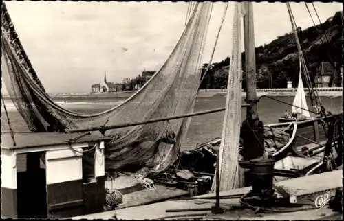 Ak Dives sur Mer Calvados, Le Port au loin Houlgate