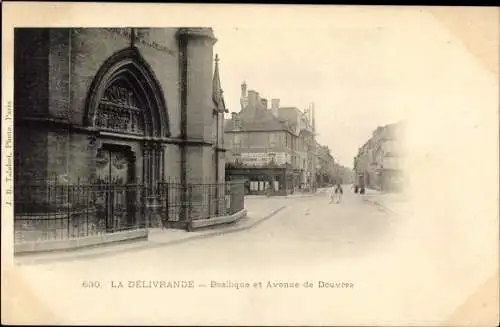 Ak La-Délivrande Calvados, Basilique et Avenue de Douvres