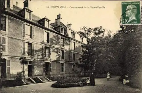 Ak La-Délivrande Calvados, Communauté de la Sainte Famille