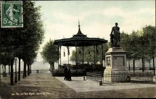Ak Pau Pyrénées-Atlantiques, La Place Royale, Statue de Henri IV