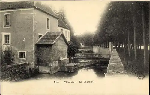 Ak Nemours Seine-et-Marne, La Brasserie